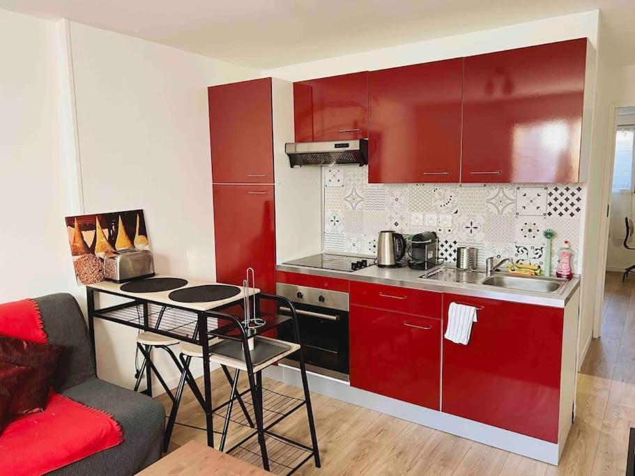 Appartement Ensoleille A 15 Minutes De Paris Vitry-sur-Seine Luaran gambar